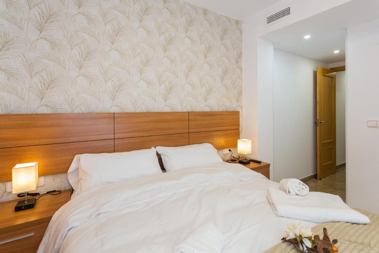 Piso Familiar Cerca Del Centro, Ac Y Wifi Gratis Lägenhet Valencia Exteriör bild